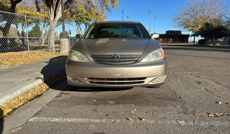 
								2003 Toyota Camry XLE V6 Sedan full									