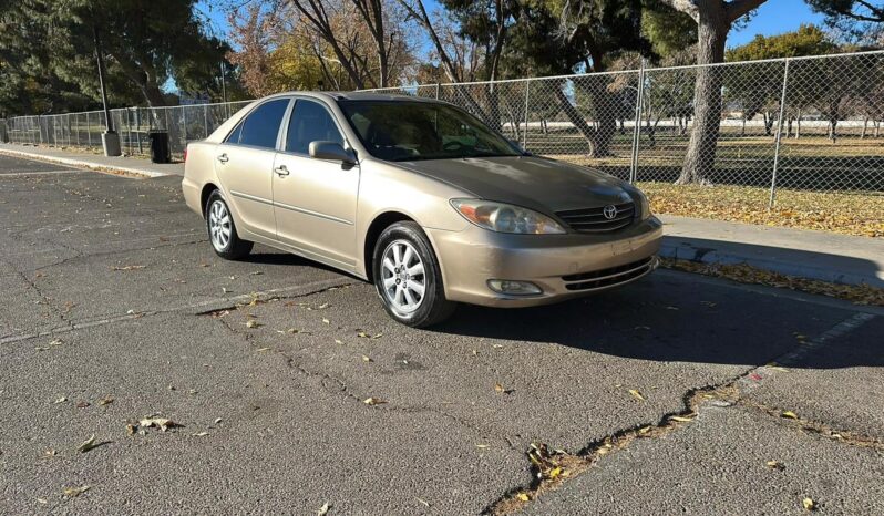 
								2003 Toyota Camry XLE V6 Sedan full									