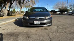 
										2012 Honda Civic LX full									