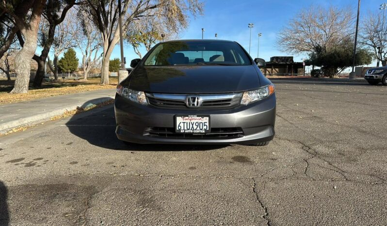 
								2012 Honda Civic LX full									