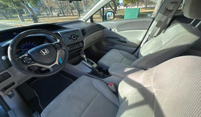 
								2012 Honda Civic LX full									