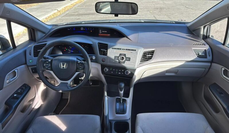 
								2012 Honda Civic LX full									