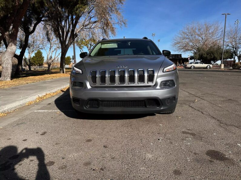 2016 Jeep Cherokee Sport