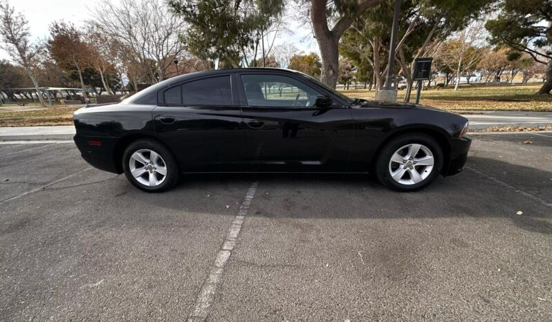 
								2014 Dodge Charger SXT full									