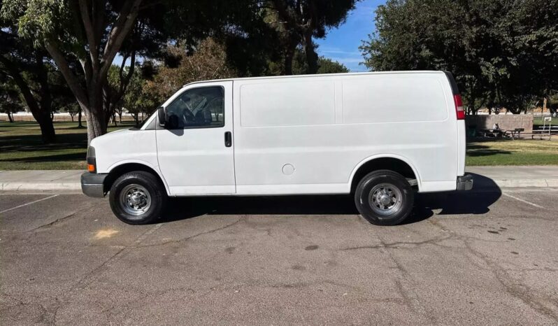 
								2012 GMC Savana 3500 Cargo Van full									