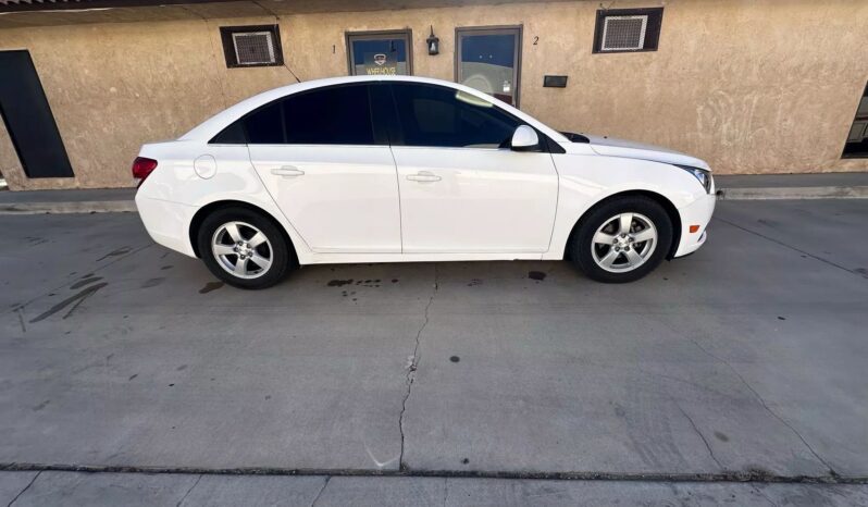 
								2014 Chevrolet Cruze LT full									