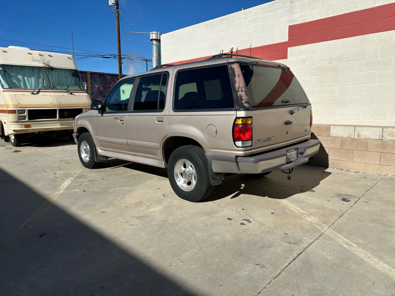 1997 Ford Explorer XLT