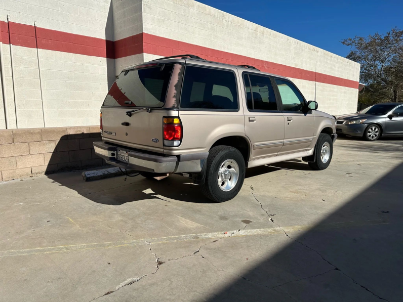 1997 Ford Explorer XLT