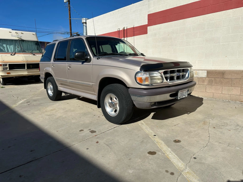 1997 Ford Explorer XLT