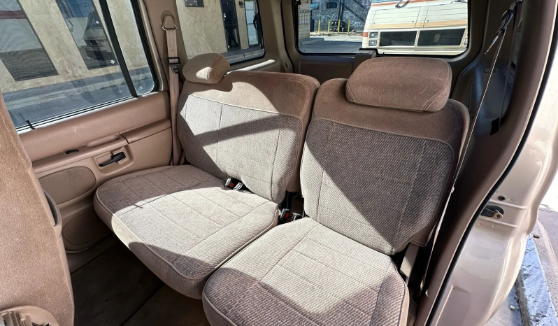 
								1997 Ford Explorer XLT full									