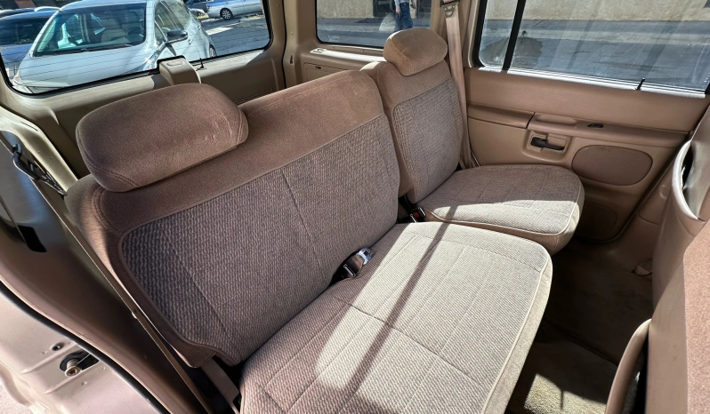 
								1997 Ford Explorer XLT full									