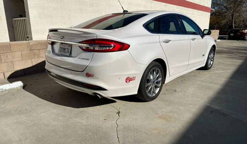 
								2017 Ford Fusion Energi Platinum full									