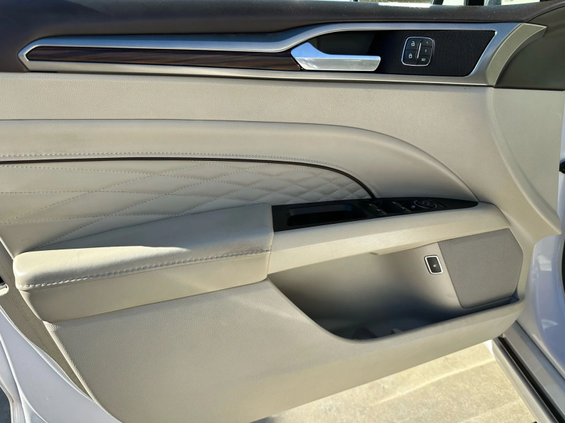 2017 Ford Fusion Energi Platinum