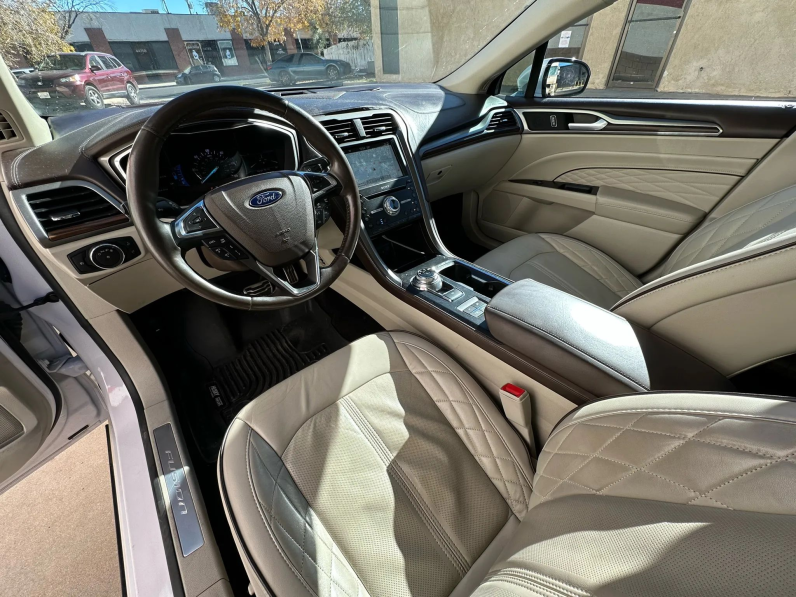 2017 Ford Fusion Energi Platinum