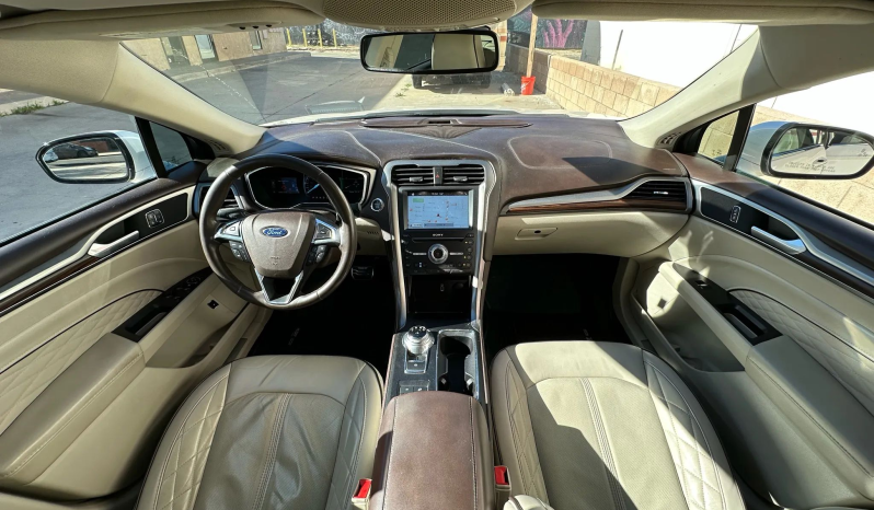 
								2017 Ford Fusion Energi Platinum full									