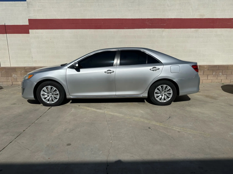 2014 Toyota Camry LE