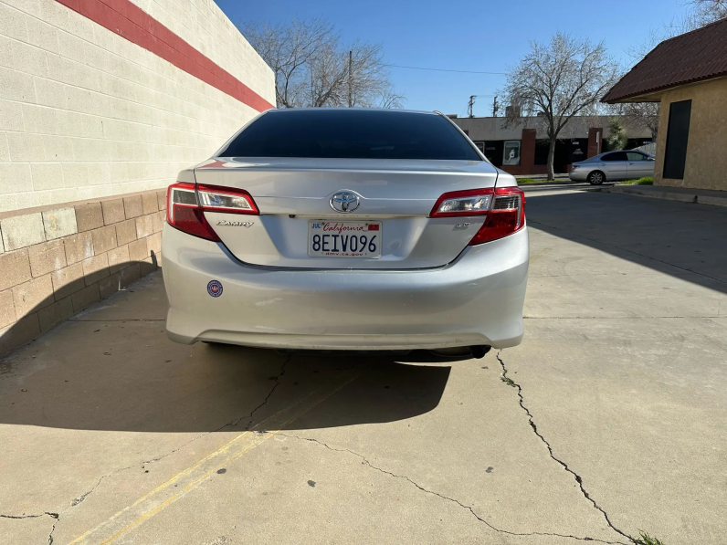 2014 Toyota Camry LE