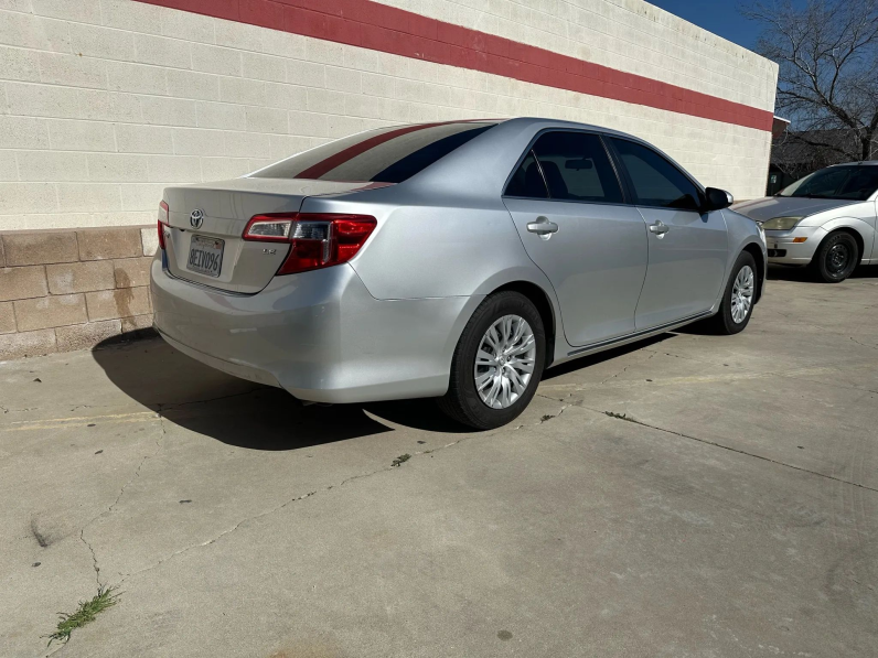 2014 Toyota Camry LE