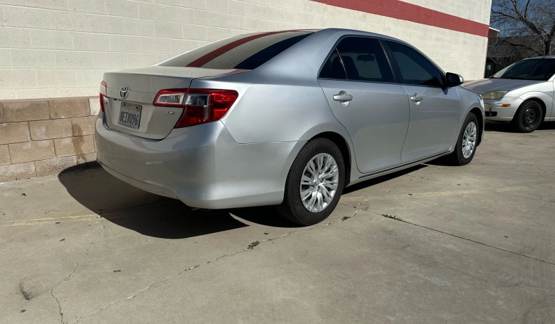 
								2014 Toyota Camry LE full									