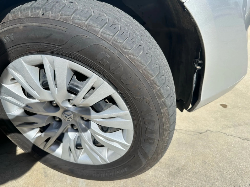 2014 Toyota Camry LE