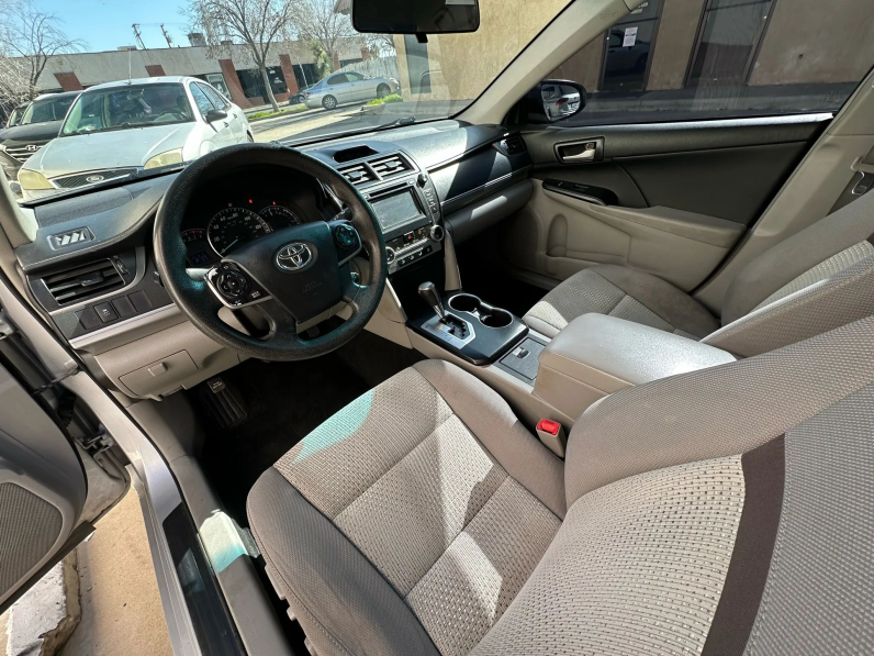 2014 Toyota Camry LE
