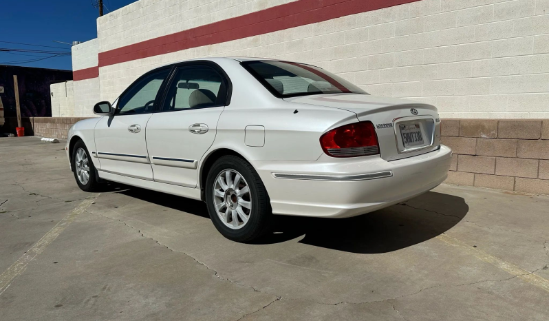
								2004 Hyundai Sonata GLS full									