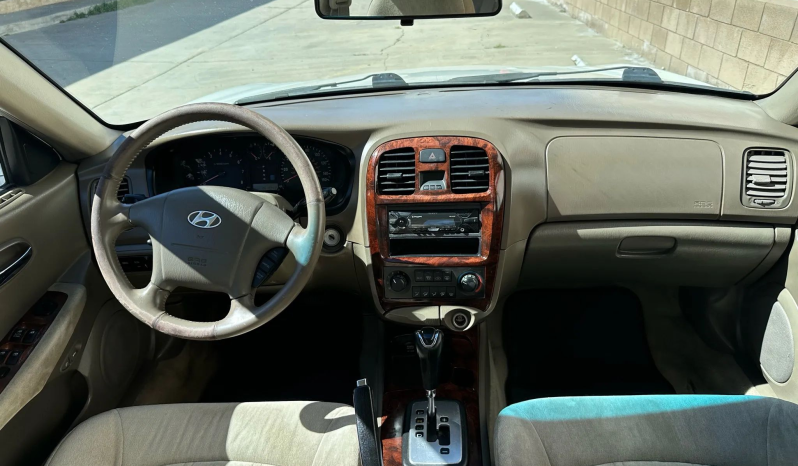 
								2004 Hyundai Sonata GLS full									