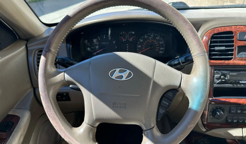 
								2004 Hyundai Sonata GLS full									
