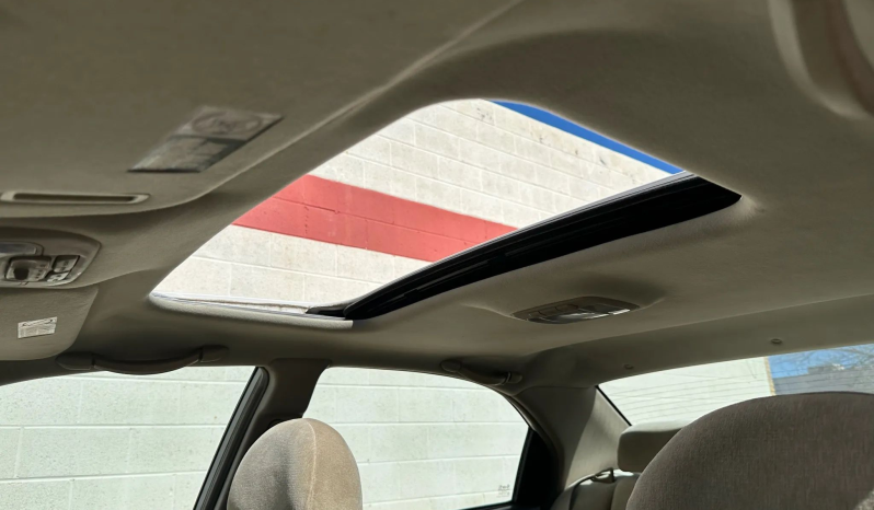 
								2004 Hyundai Sonata GLS full									