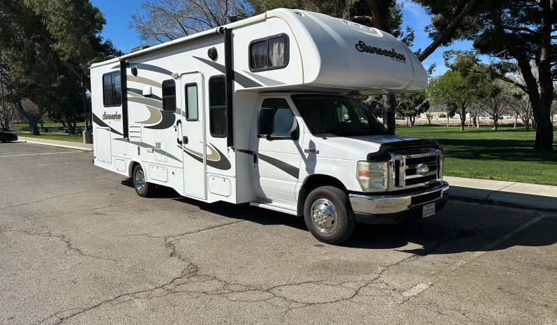 
								2016 Forest River Sunseeker 2650S full									