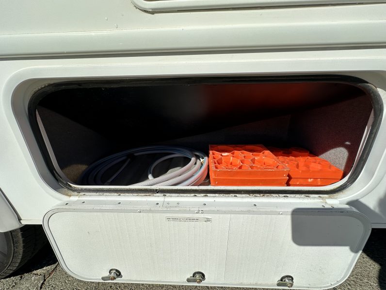 2016 Forest River Sunseeker 2650S