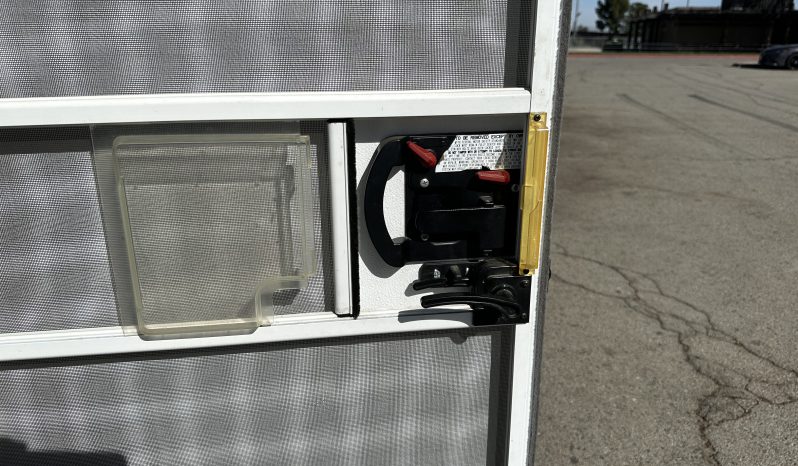 
								2016 Forest River Sunseeker 2650S full									