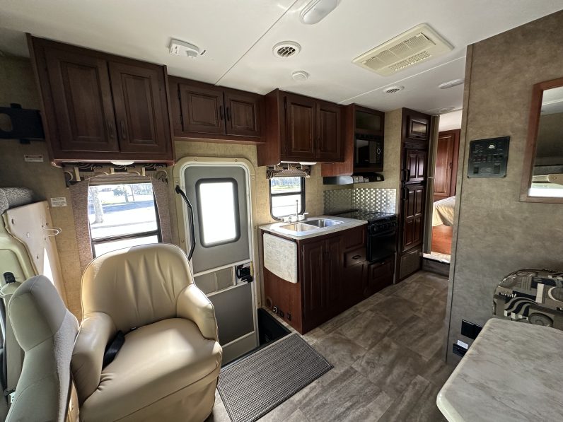 2016 Forest River Sunseeker 2650S