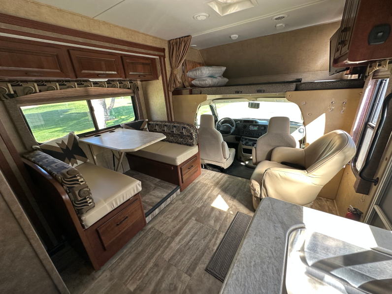 2016 Forest River Sunseeker 2650S