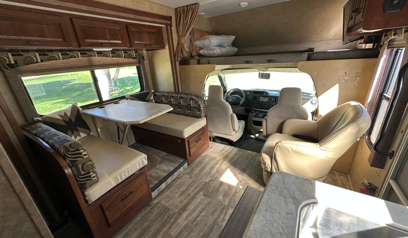 
								2016 Forest River Sunseeker 2650S full									