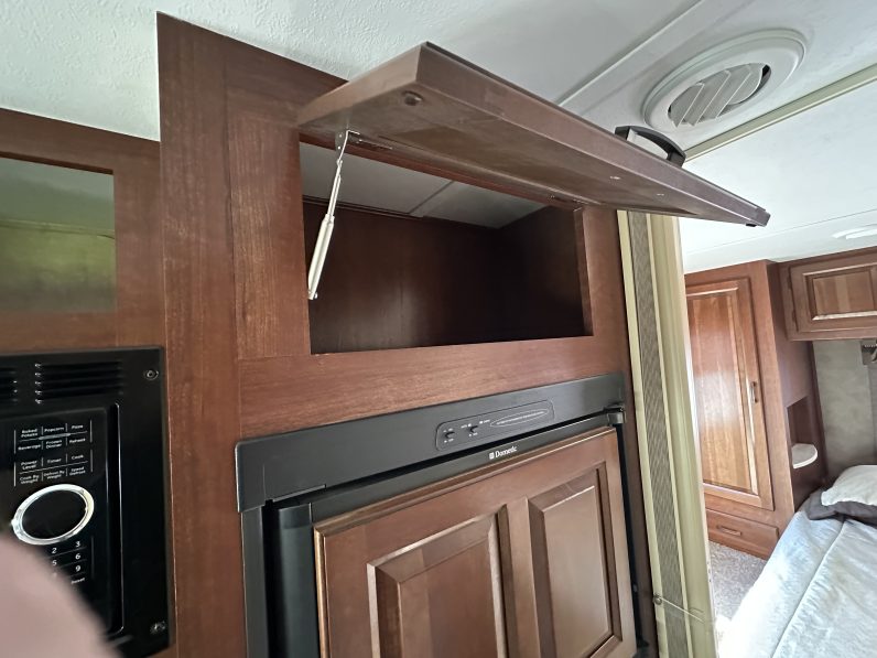 2016 Forest River Sunseeker 2650S