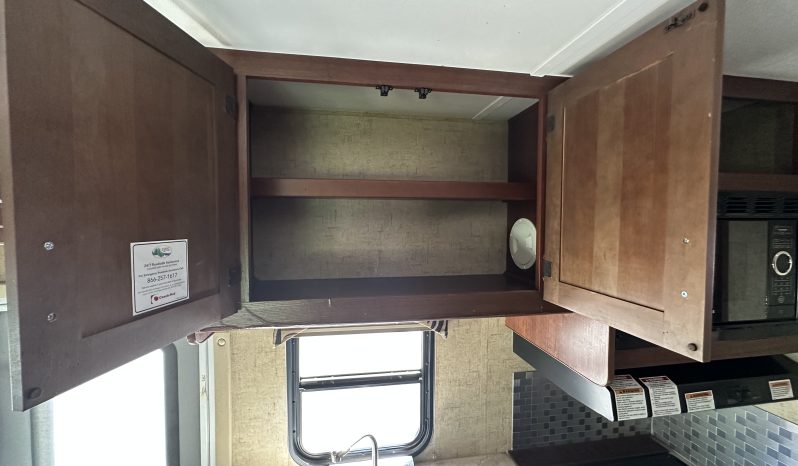 
								2016 Forest River Sunseeker 2650S full									