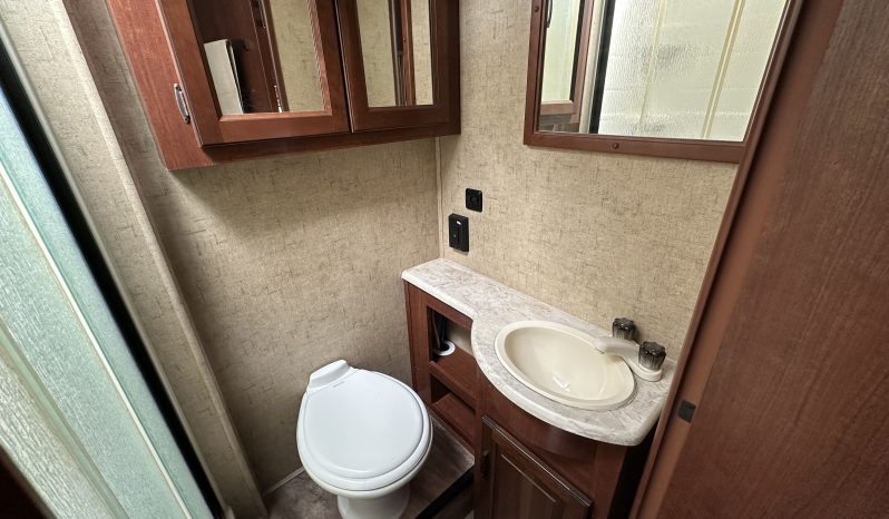 
								2016 Forest River Sunseeker 2650S full									