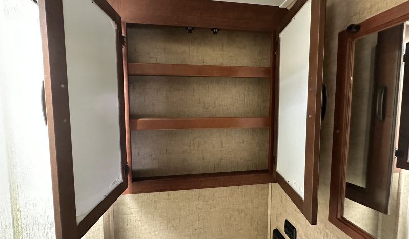 
								2016 Forest River Sunseeker 2650S full									